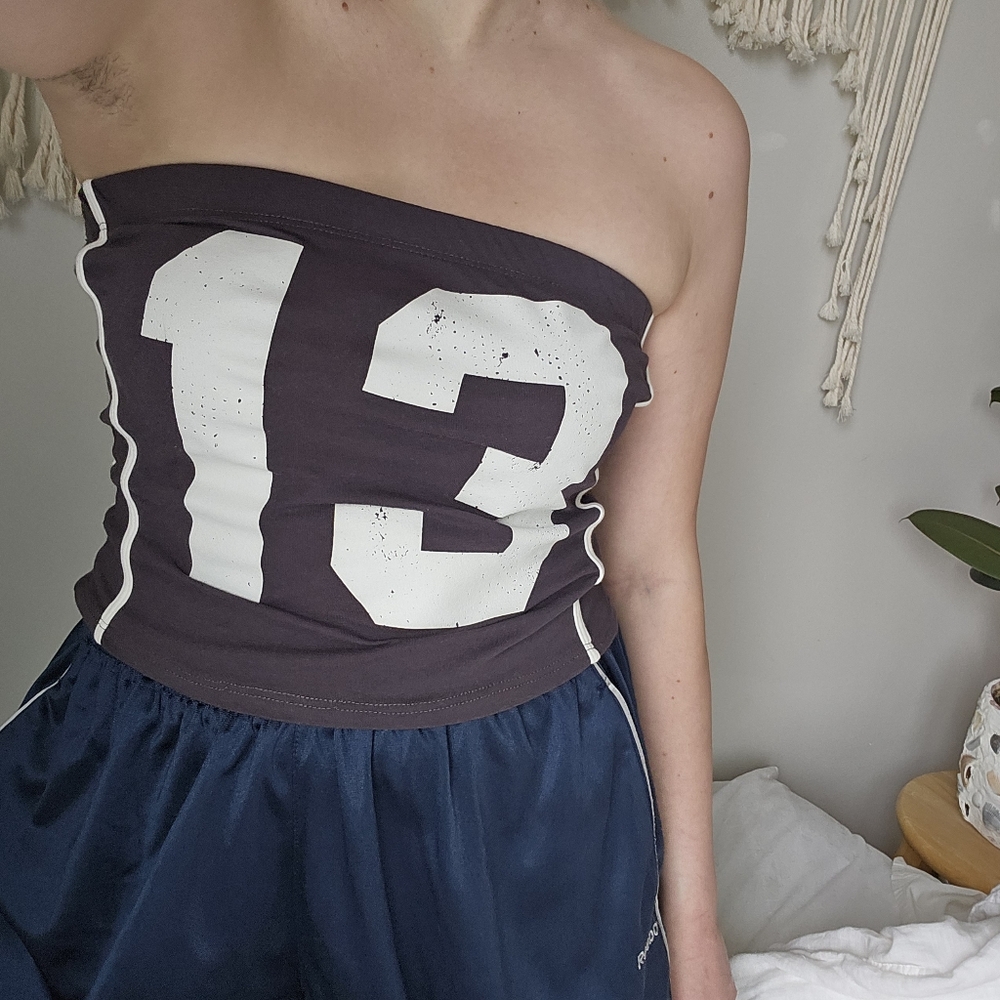 Black and White Strapless Top